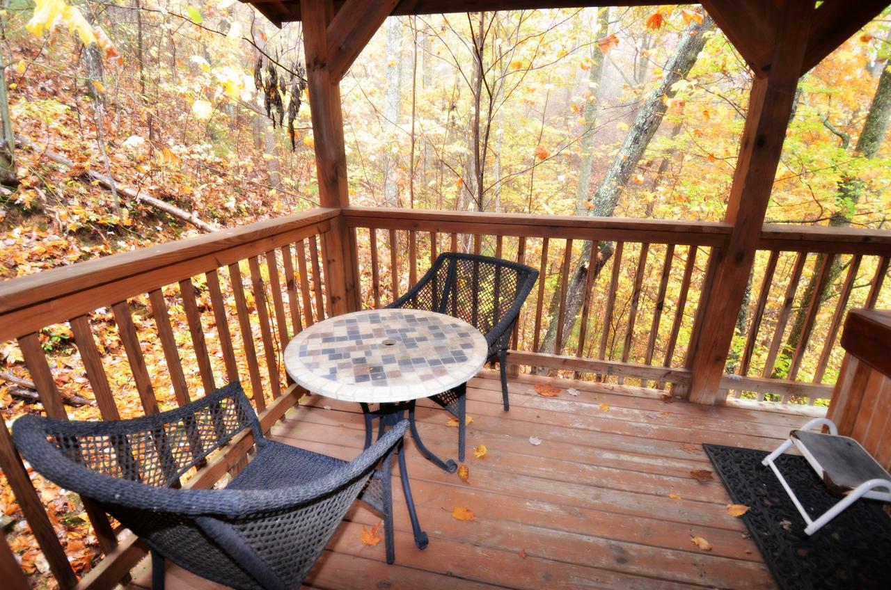 Wild Turkey "The Perfect Getaway" Villa Pigeon Forge Exterior photo